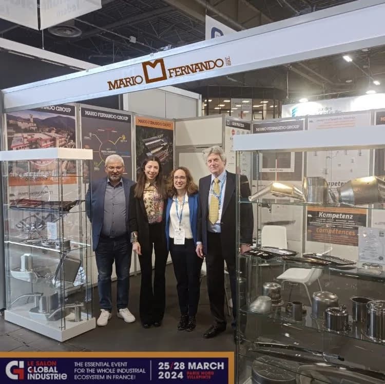 Stand Mario Fernando Group au salon Global Industrie avec interprétation commerciale trilingue