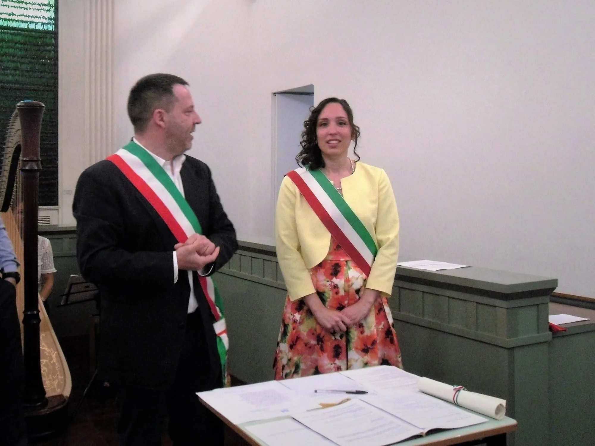 Interprétation trilingue en direct lors d'un mariage international franco-italo-anglophone